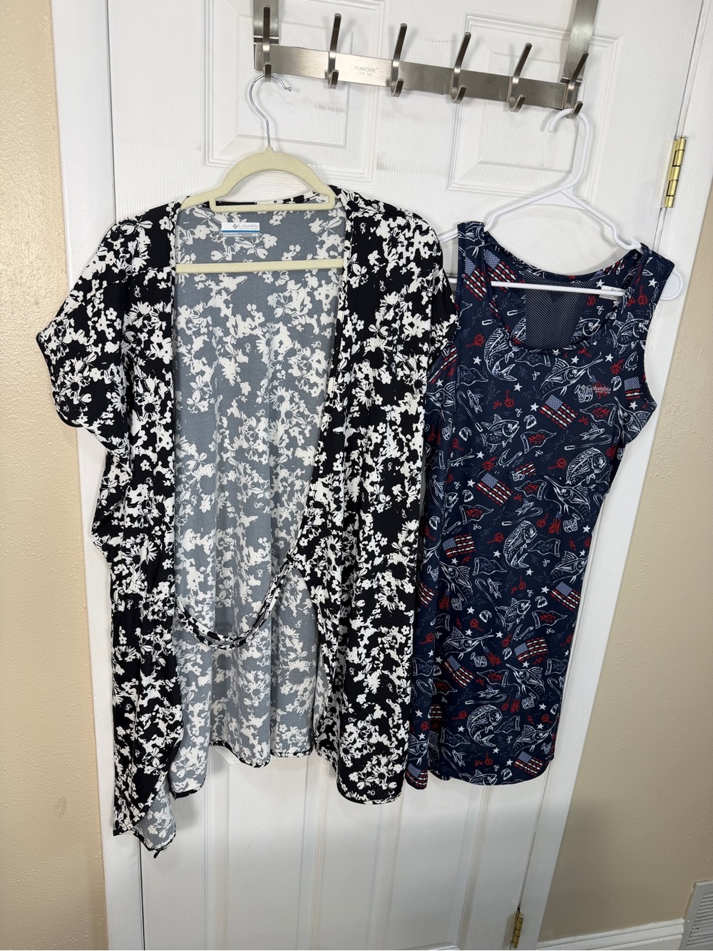 Columbia Navy Floral-Print Tank Top with Mesh Yoke M